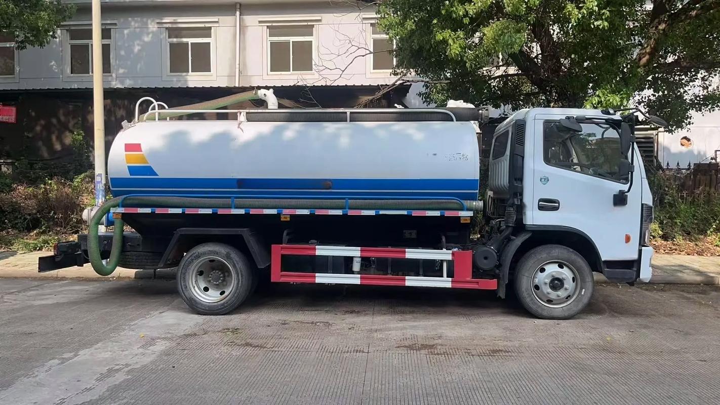 9成新8方二手吸糞車/吸污車轉(zhuǎn)讓 精品車況，機(jī)會難得